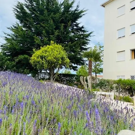 Apartamento Sea Breeze 2-bedroom 10m Walk To The Estoril